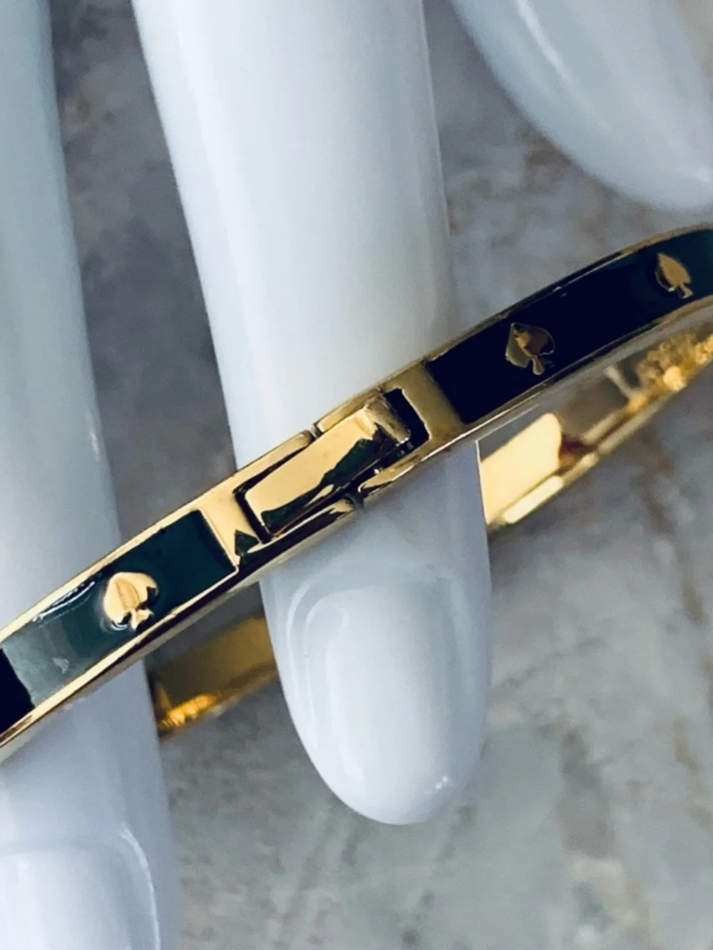 Spot The Spade Enamel Hinged Bangle Bracelet - Picture 3 of 8